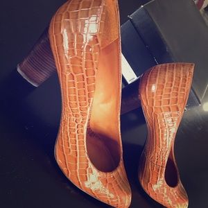 Gorgeous Pour La Victoire pumps